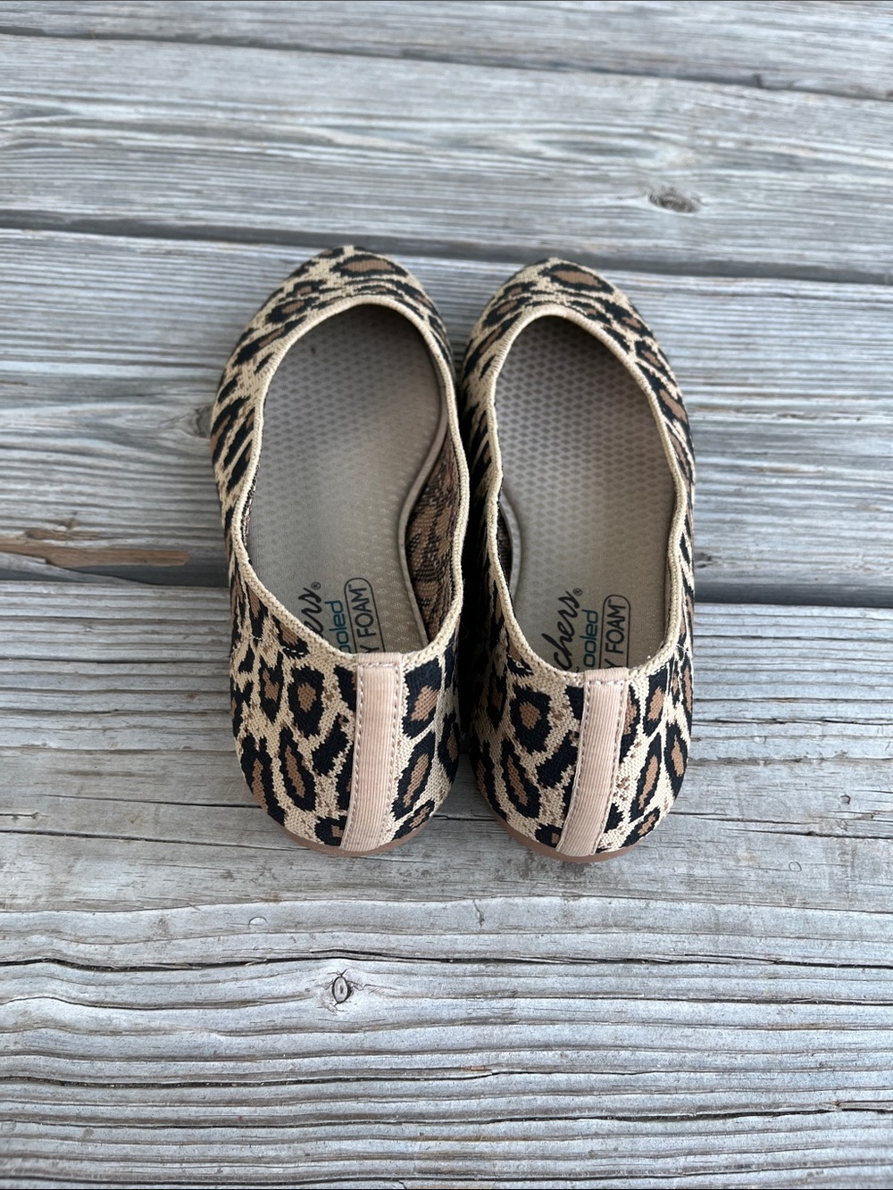 Skechers Leopard Print Memory Foam Flats in Beige and Black, very comfortable 🙂 - Picture 4 of 4